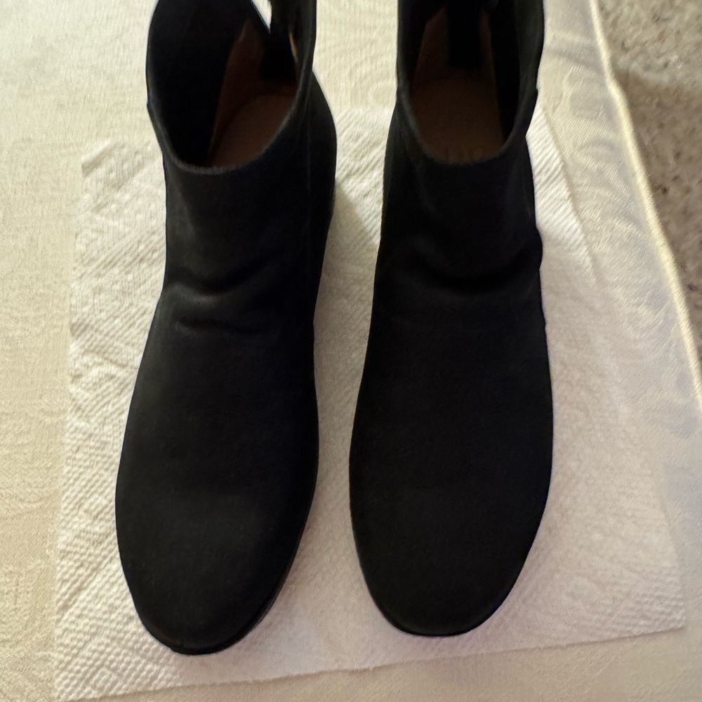 Elegant Black Ankle Booties